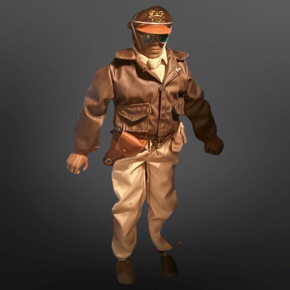 NIB ‘96 African American GI Joe Classic Collection Tuskegee Fighter Bomber Pilot - Picture 7 of 11